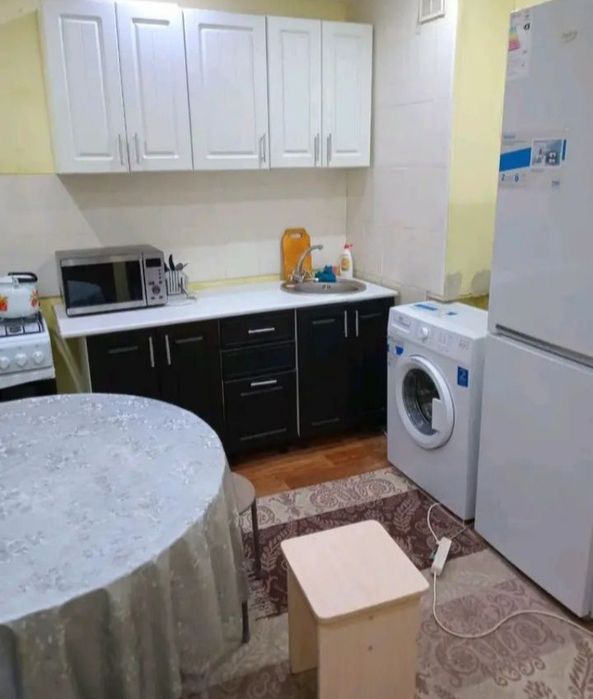 2 ком кв, 8- мкр 16- дом, 3- этаж