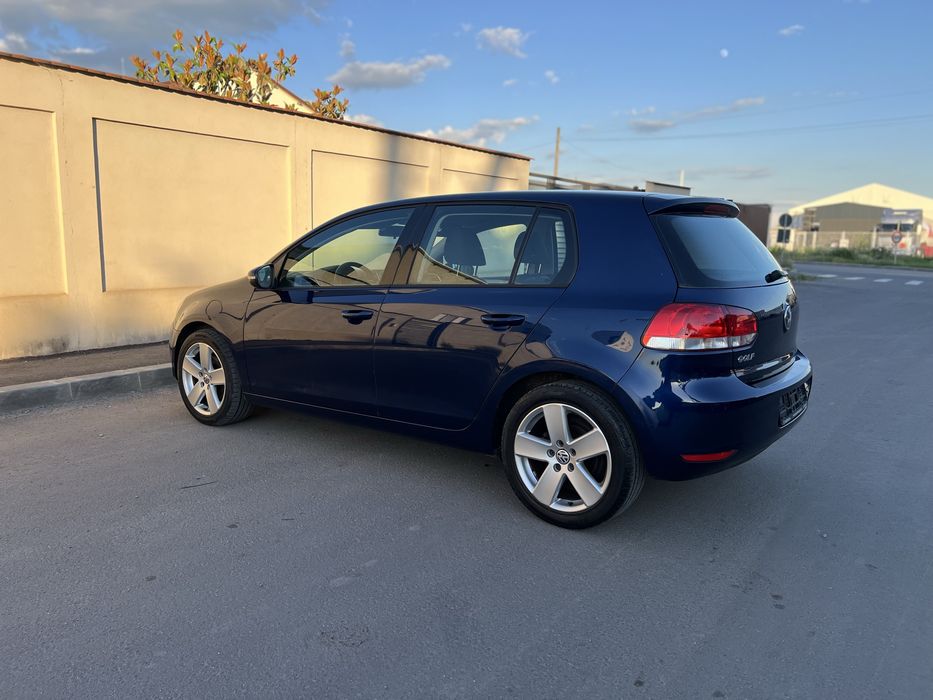 VOLKSWAGEN Golf 2011 — imagine 3