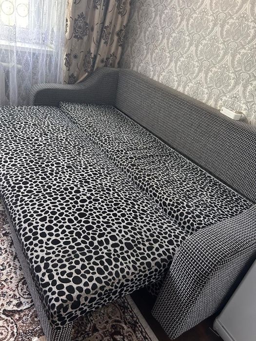 Продам срочно диван