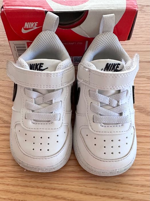 Детски обувки Nike размер 19