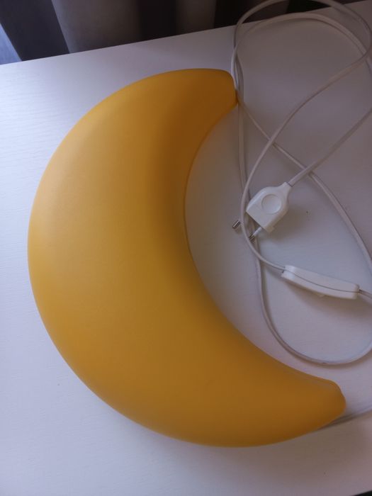 Продам ночник IKEA луна
