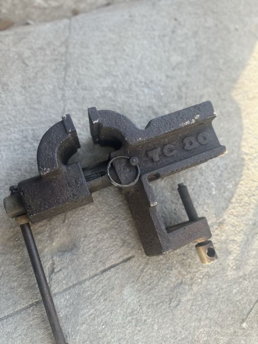 Тиски средние советское