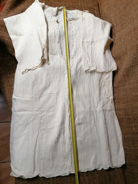 Ризи за народна носия и  дантели