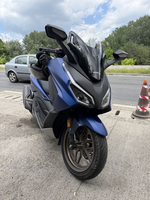 Honda  forza 350