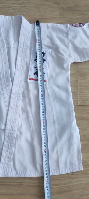 Продам спортивное детское кимоно.