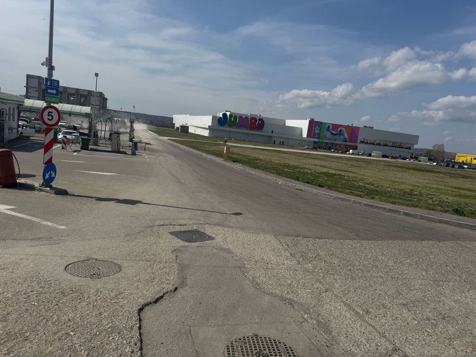 Vând 2 parcele teren zona jumbo craiova