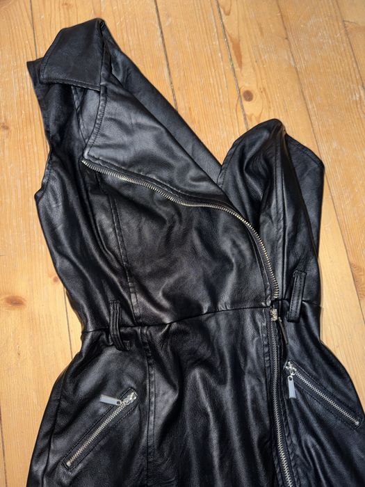 Две стилни  дамски кожени рокли