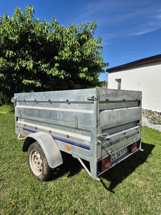Remorca cu obloane inalte 750 kg