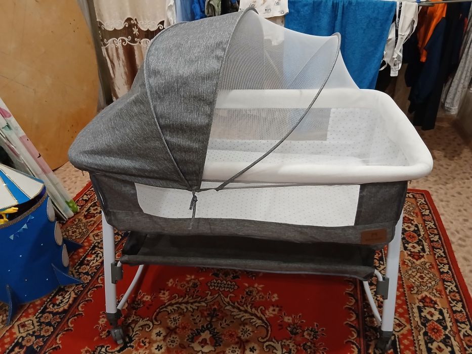 Продам детскую кроватку