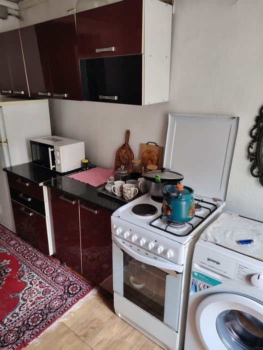 Продам квартиру в центре Ащибулака