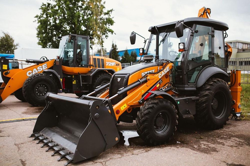 Аренда экскаватора 3 в 1 и фронтальный погрузчика Алматы и область