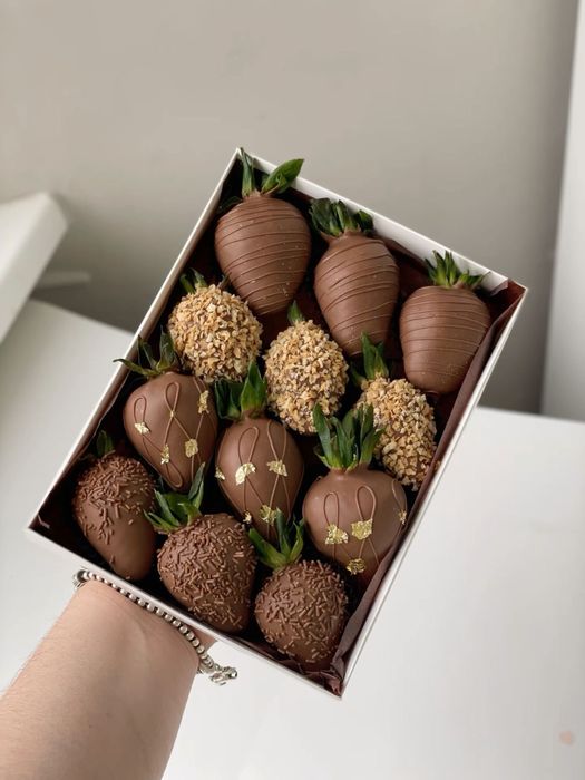 клубника в шоколаде