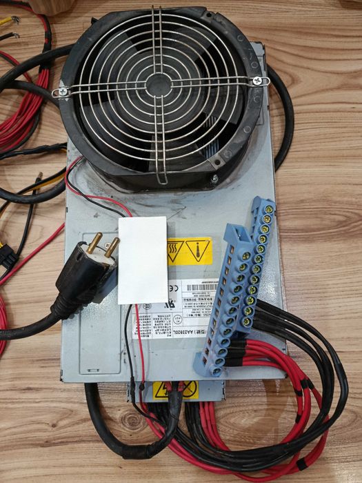 Сървърно захранване 2800 W