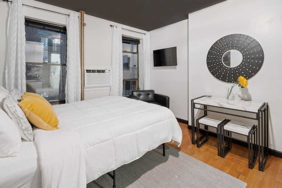 Дава се под наем Едностаен апартамент в София, Овча купел - 38 кв.м за 290.7 € - Снимка #2