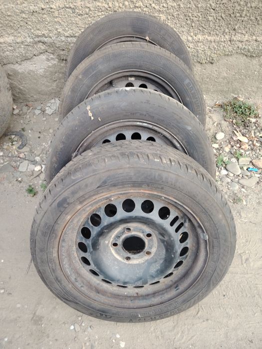 Vând pise și jante tablă golf4 și Opel.