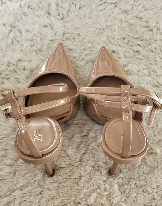 Обувки на висок ток Zara 36н.