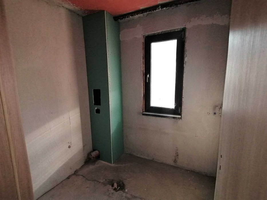 Продава се Тристаен апартамент в Стара Загора, Три чучура - юг - 130 кв.м за 654 €/кв.м - Снимка #13