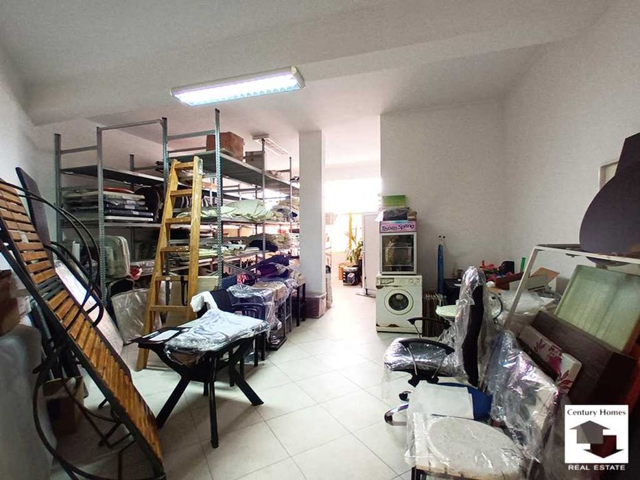 111381 Просторен магазин с чудесна локация в кв. Бузлуджа, В. Търново