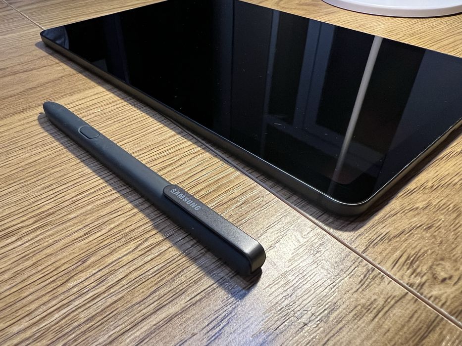 Samsung Tab S6 lite в идеале 4*64 + s pen Samsung S6 lite