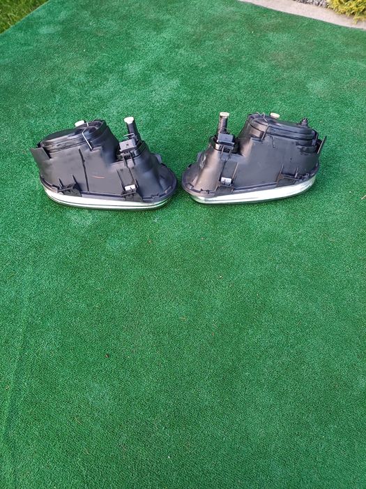 De vanzare faruri VW Golf 4