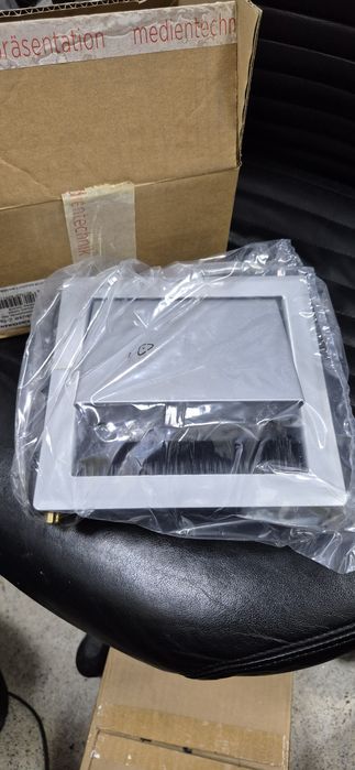 Продается Напольные лючки