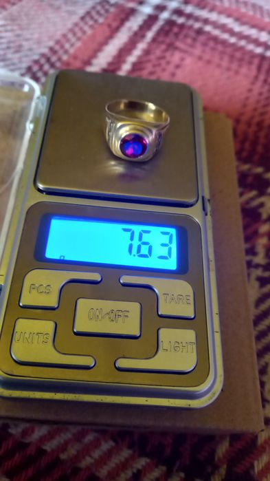 Златен мьжки прастен камак рубин 3или 4карата14к злато7,63гр