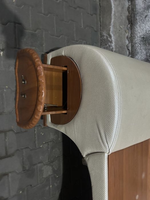 Туалетный столик с тумбами