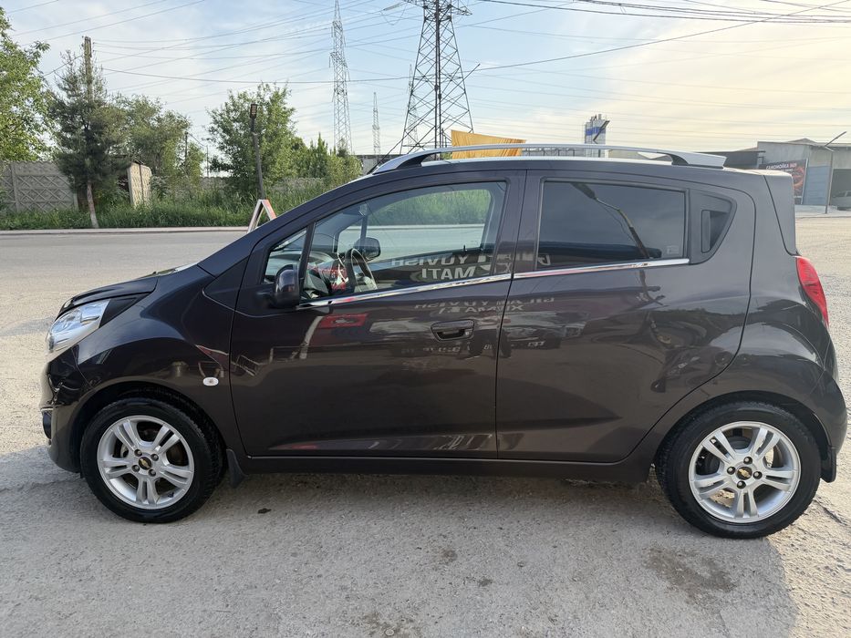 Chevrolet Spark 2018 — 3