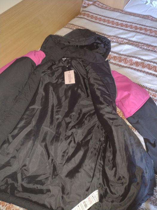 Продавам кожено манто