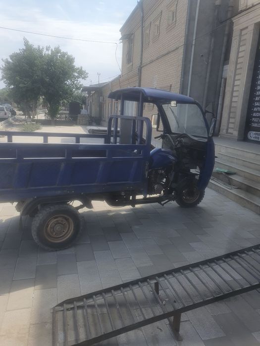 Лочин мотоцикл продам срочно