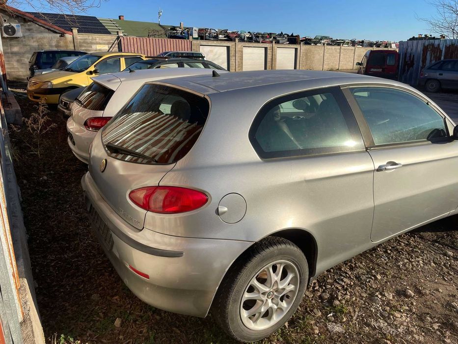 alfa romeo 147 1.6 twin spark кожа  на части алфа ромео 147