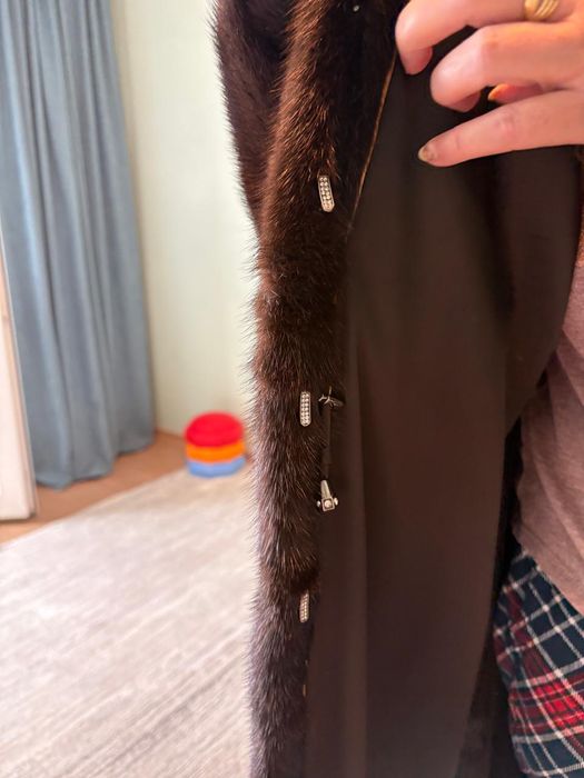 Продам шубу норковая