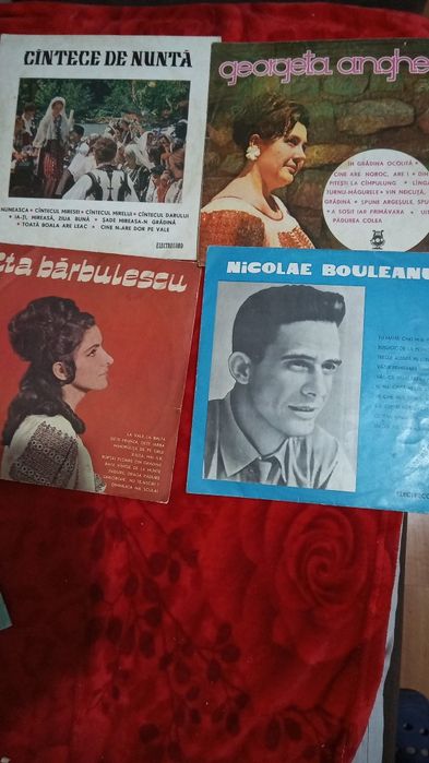 Discuri vechi de muzica veche de vinil