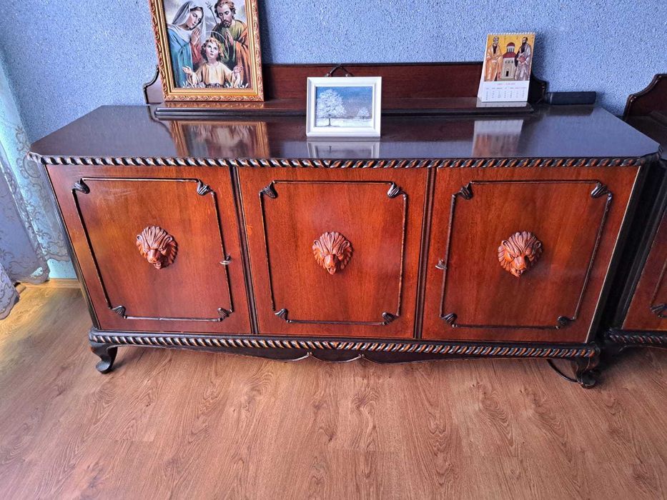 Vand mobila veche+canapea si fotolii