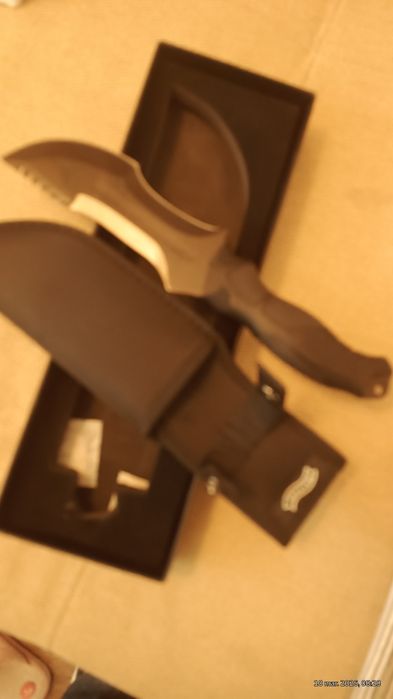 Vand cutit pentru pasionati