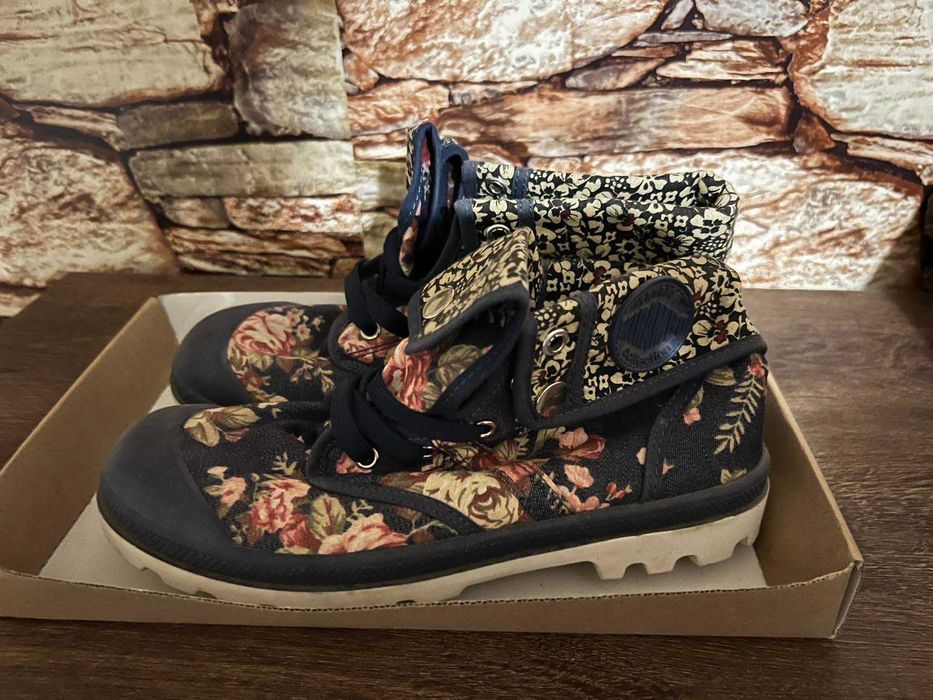 Дамски дънкови боти