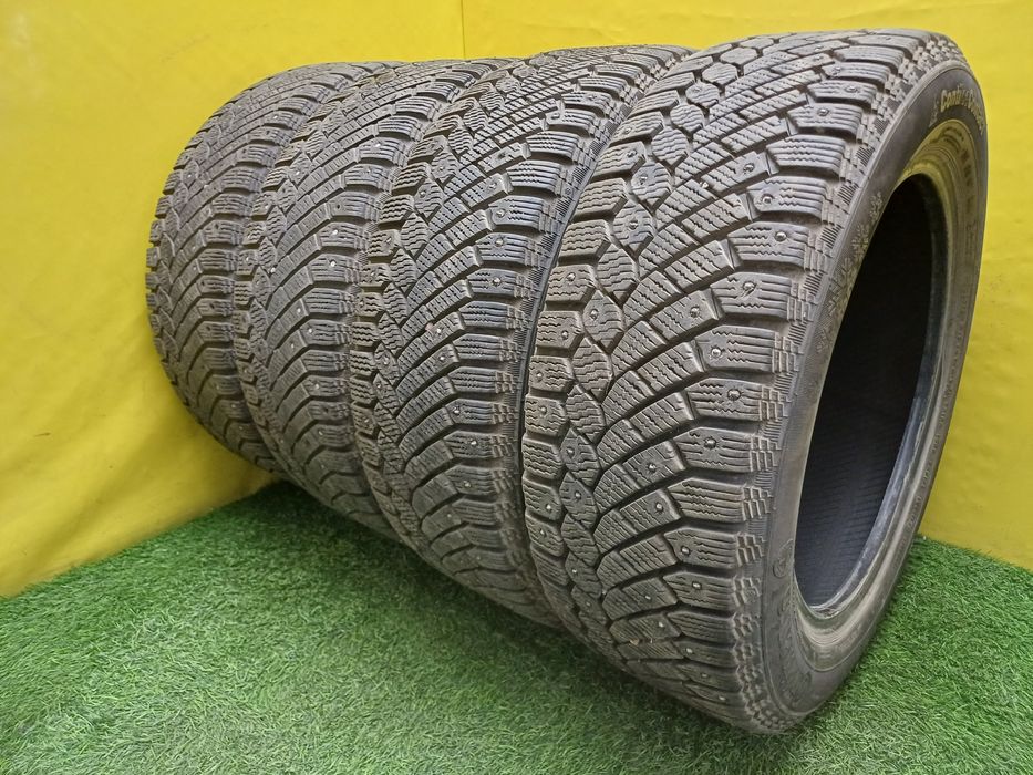 Шины 205/55 R16 Continental комплект.