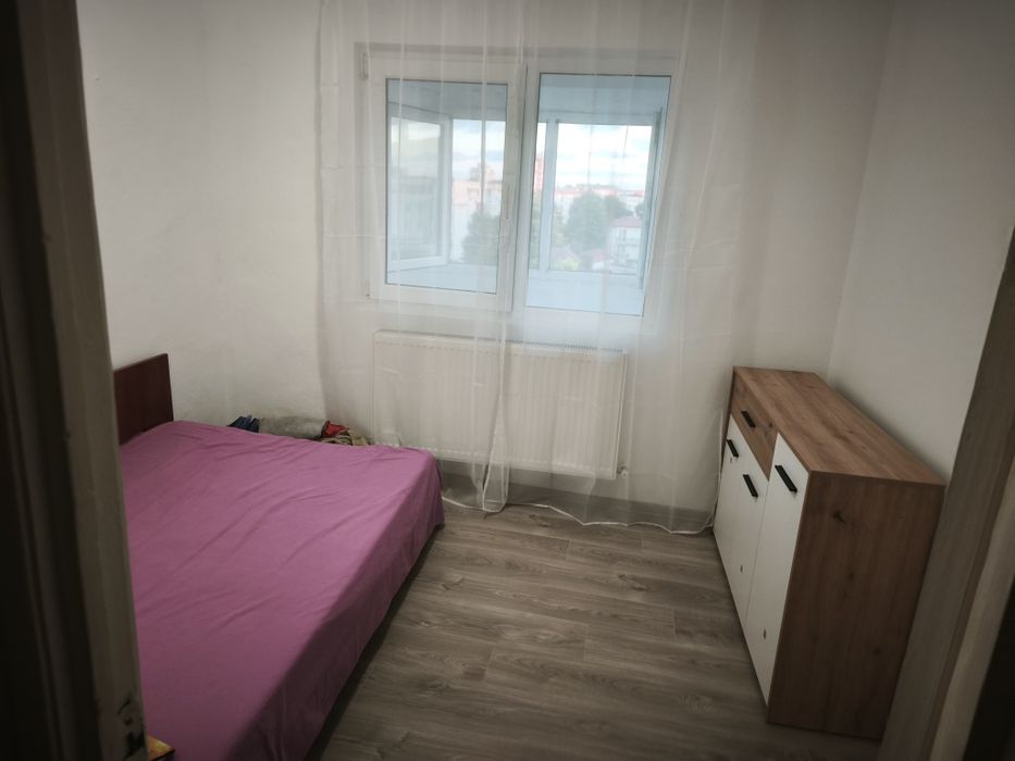 Apartament 3 camere decomandat