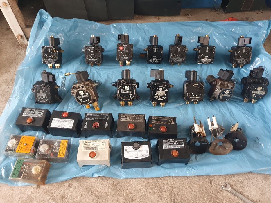 Pompe Danfoss Suntec- duze / electronica /  arzatoare/injectoare,piese