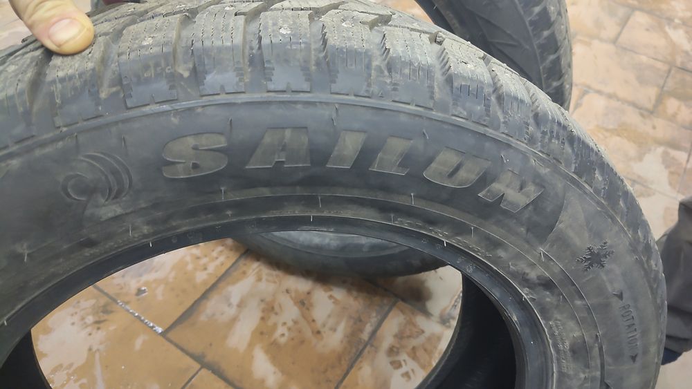 Шины сайлун клмплект