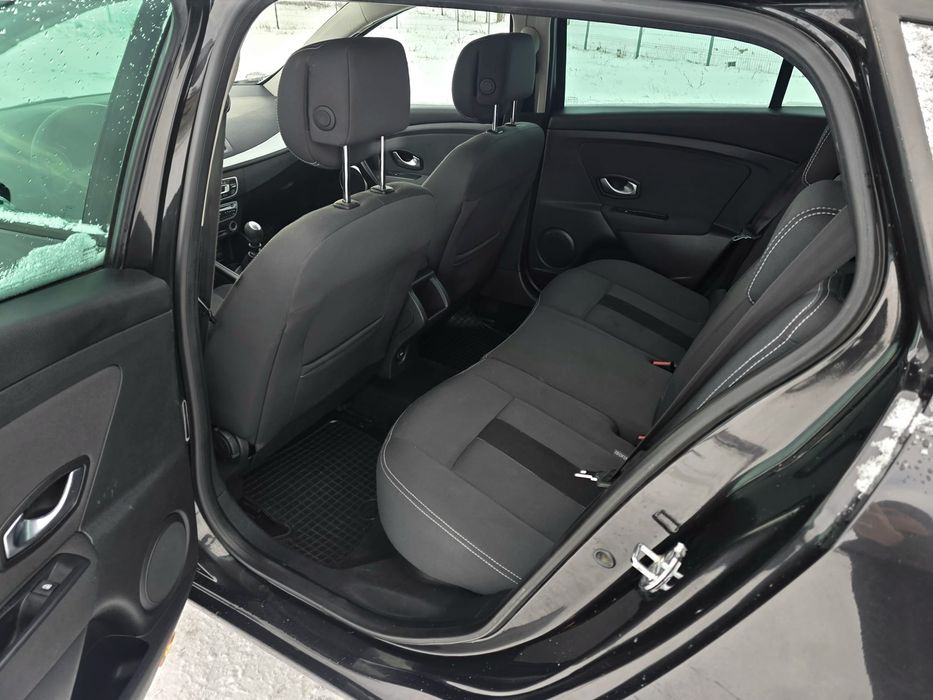 Vând Renault megane 1,9diesel euro 5