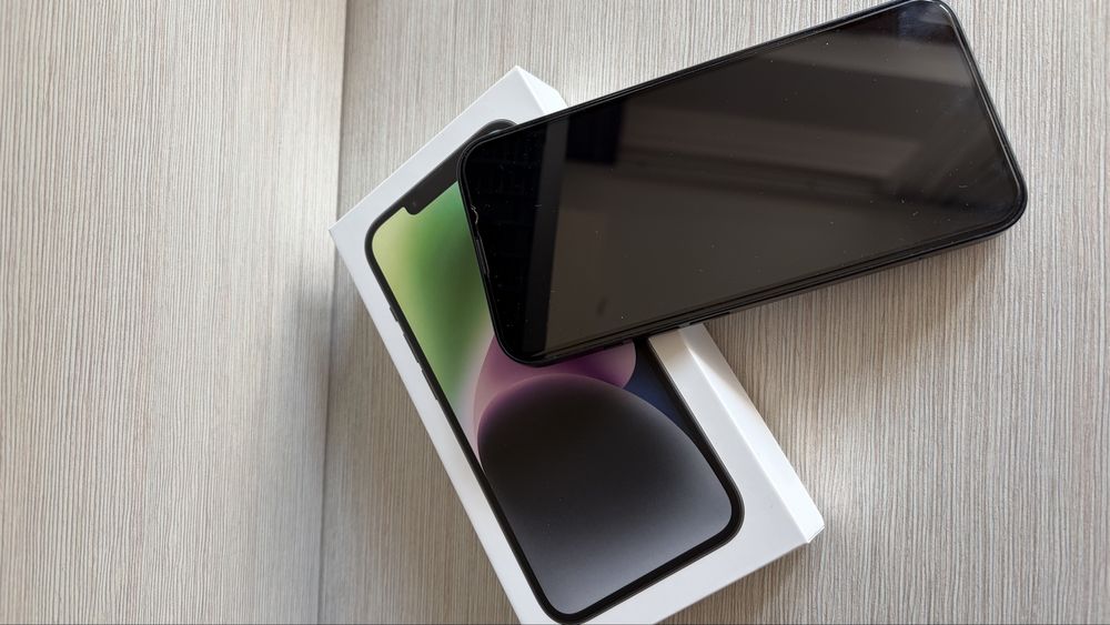 IPhone 14 black, 128 GB