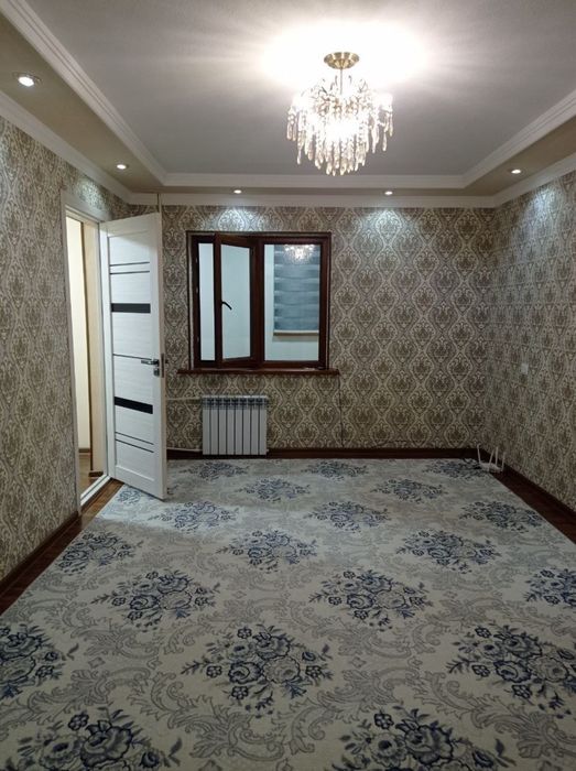 2х комнатная с мебелью и теникой вдоль дороги