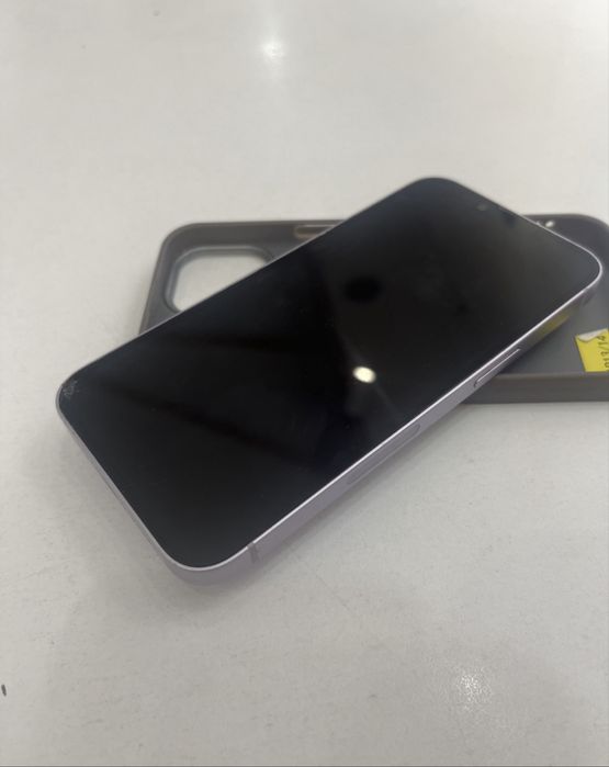 Продам айфон 14 ,128 гб