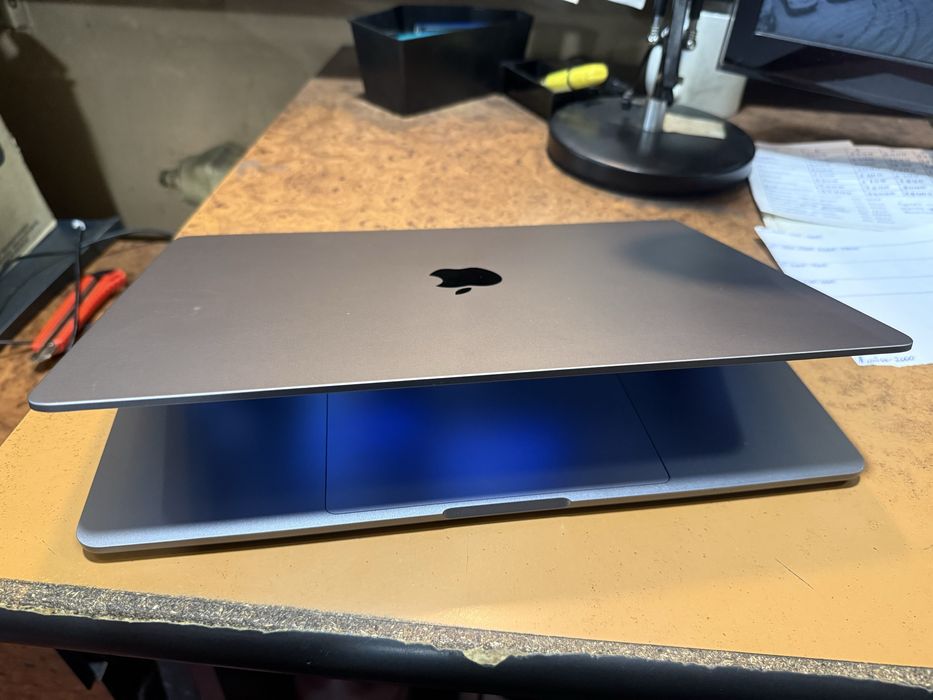 MacBook Air m2 15дюймов