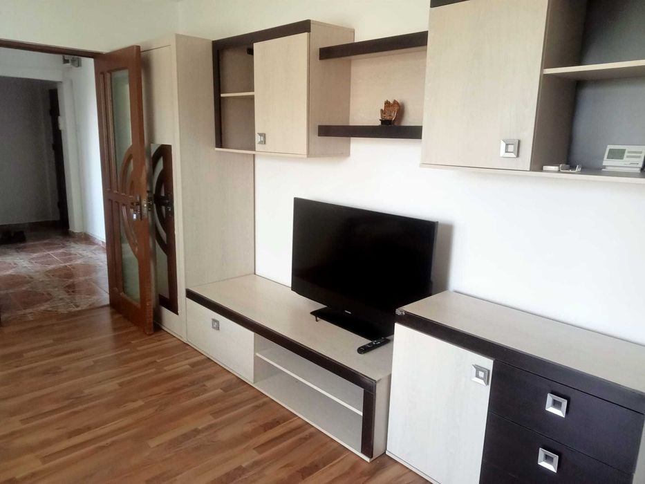 Apartament 3 camere decomandat 70 mp