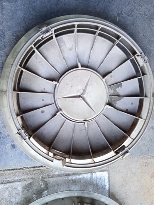 Продам колпаки на колёса