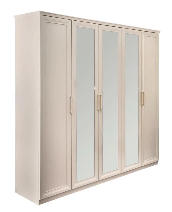 Продам спальный гарнитур