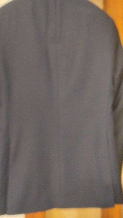 продаю костюм мужской