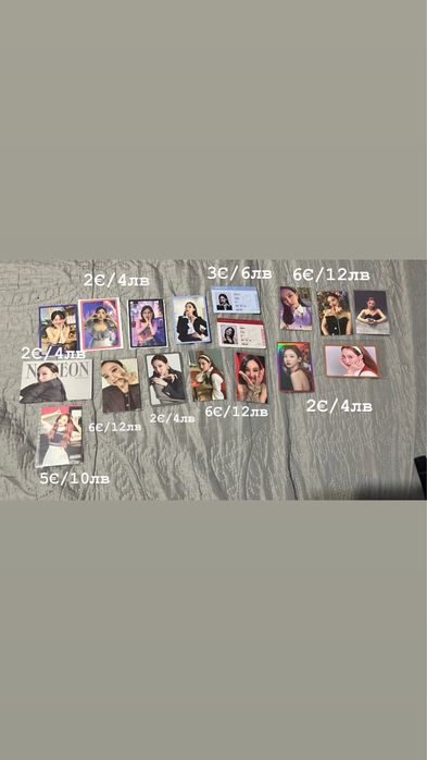 Twice албуми и картички